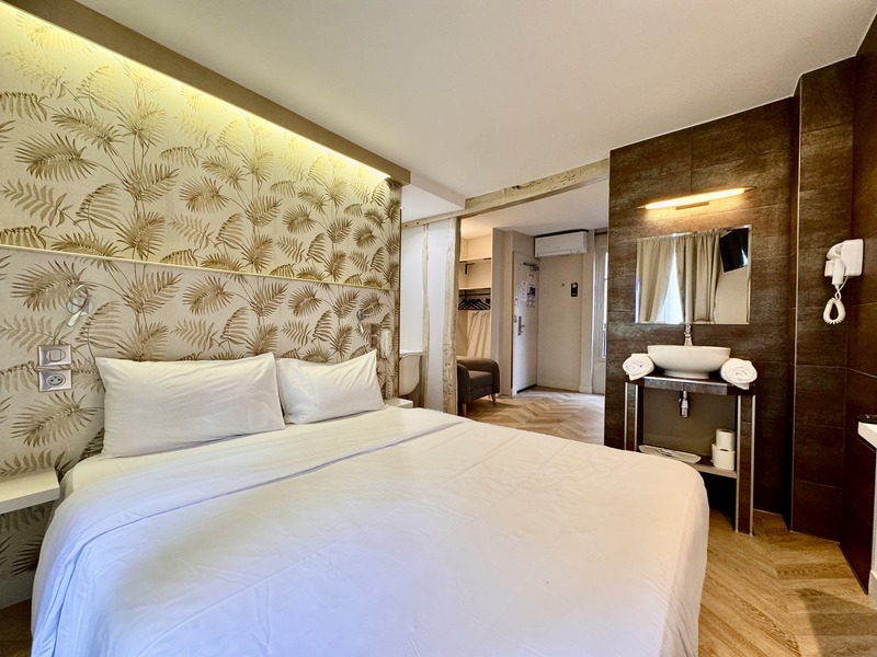 Chambre Silver de l’Hôtel Nation Montmartre