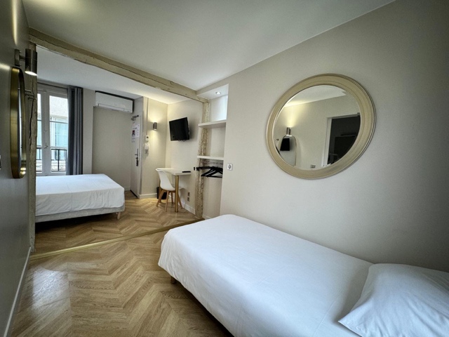 Comfort Triple Room